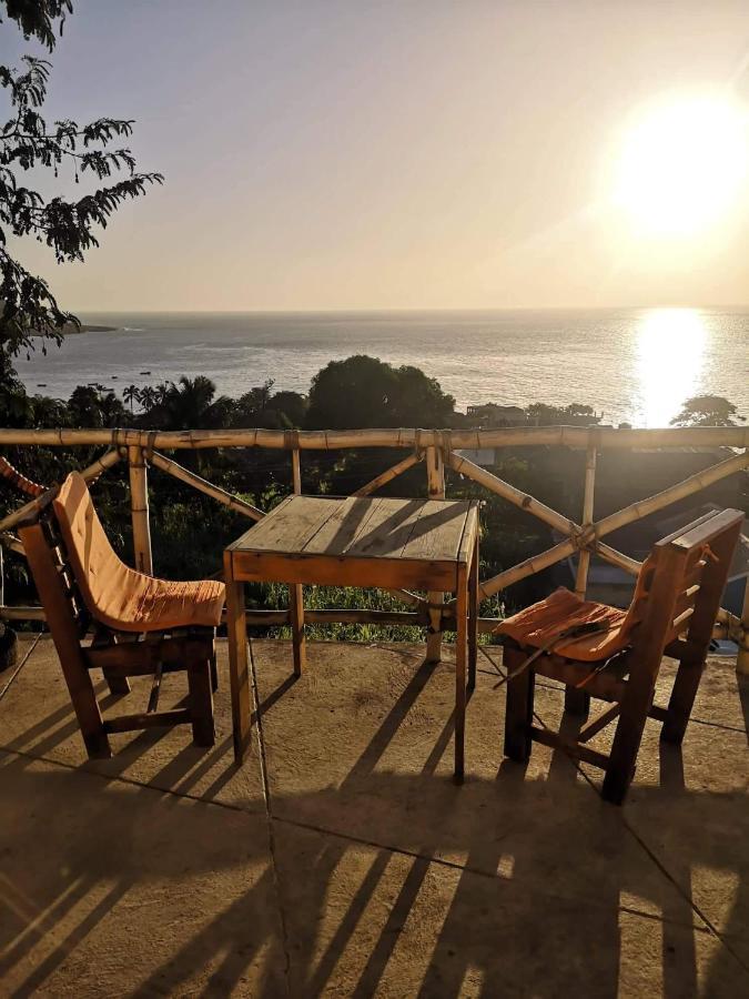 Bed and Breakfast Kaza Ladera Seladinha Exterior foto