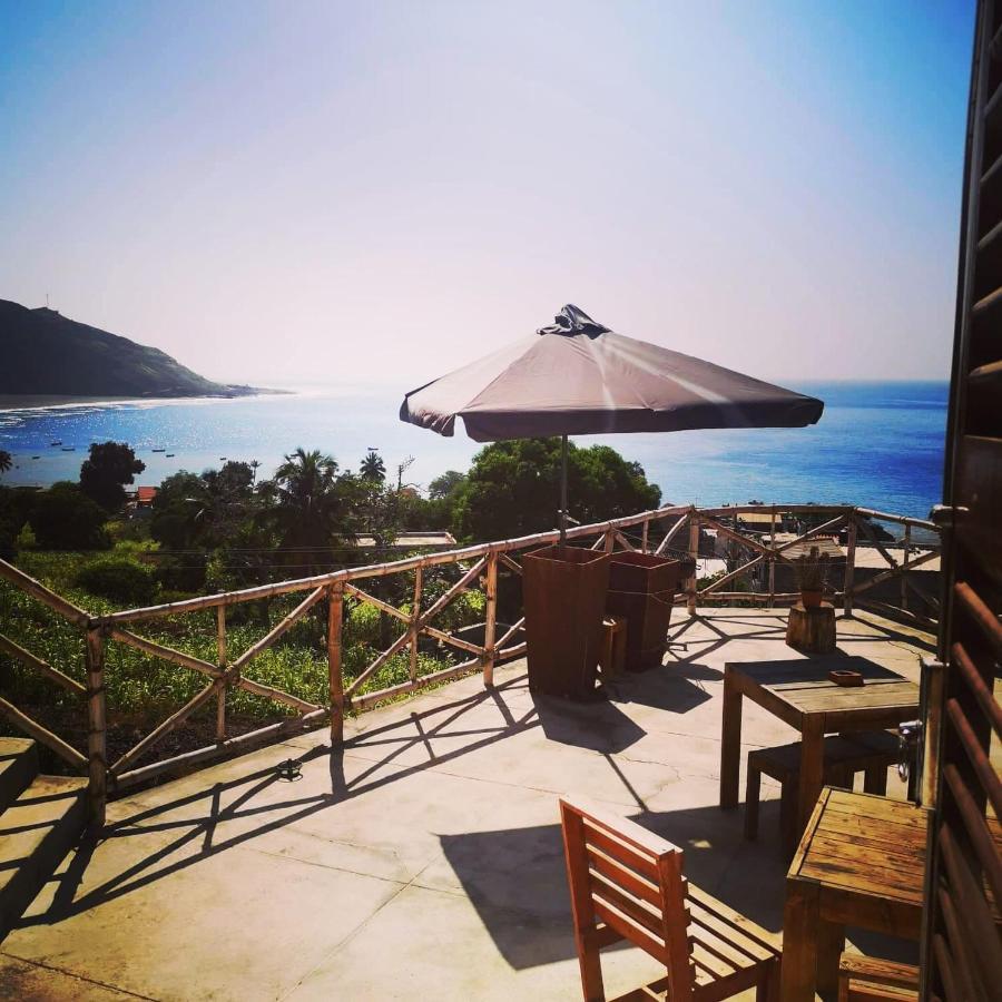 Bed and Breakfast Kaza Ladera Seladinha Exterior foto