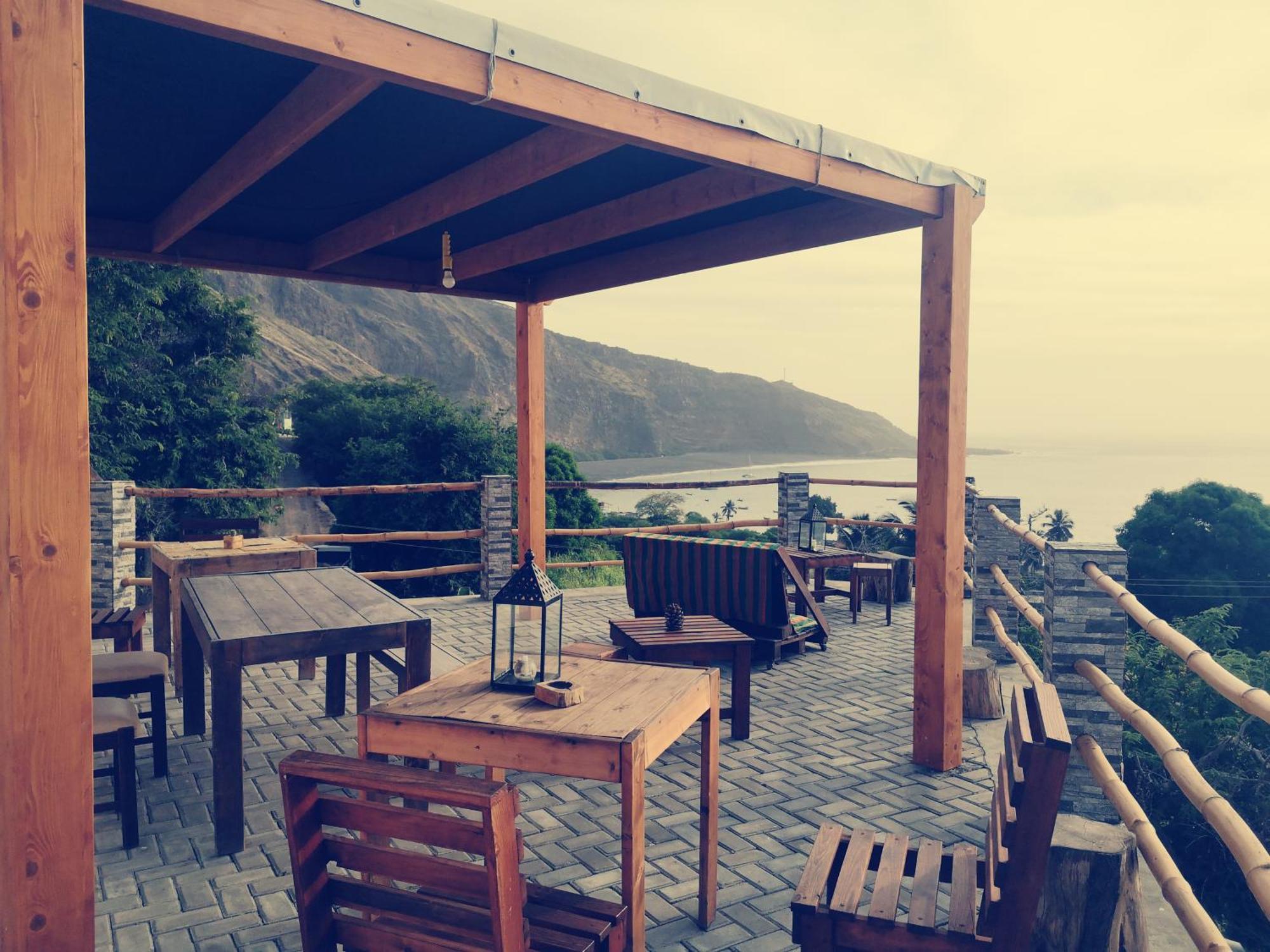 Bed and Breakfast Kaza Ladera Seladinha Exterior foto