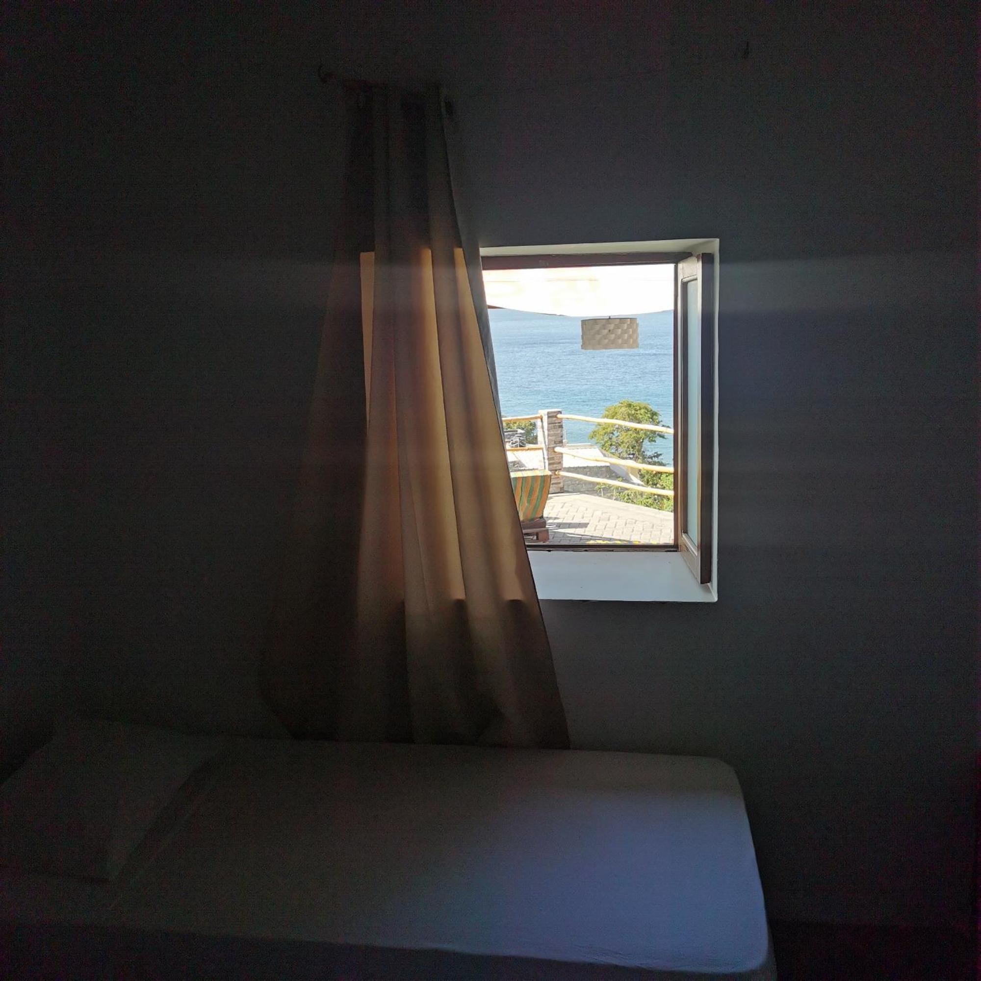 Bed and Breakfast Kaza Ladera Seladinha Zimmer foto